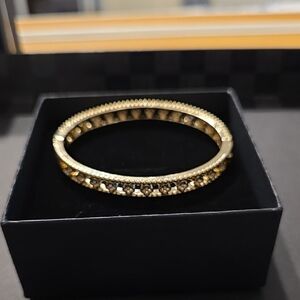 Elegant Gold Bracelet Cubic Zircone Bracelet.